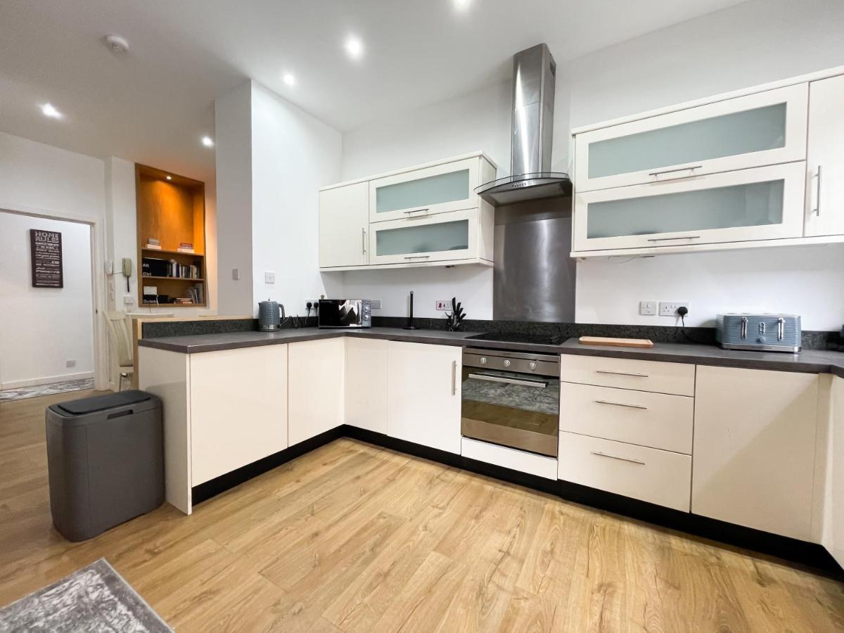 Exquisite 2Br Flat Near Central Train Station กลาสโกว์ ภายนอก รูปภาพ